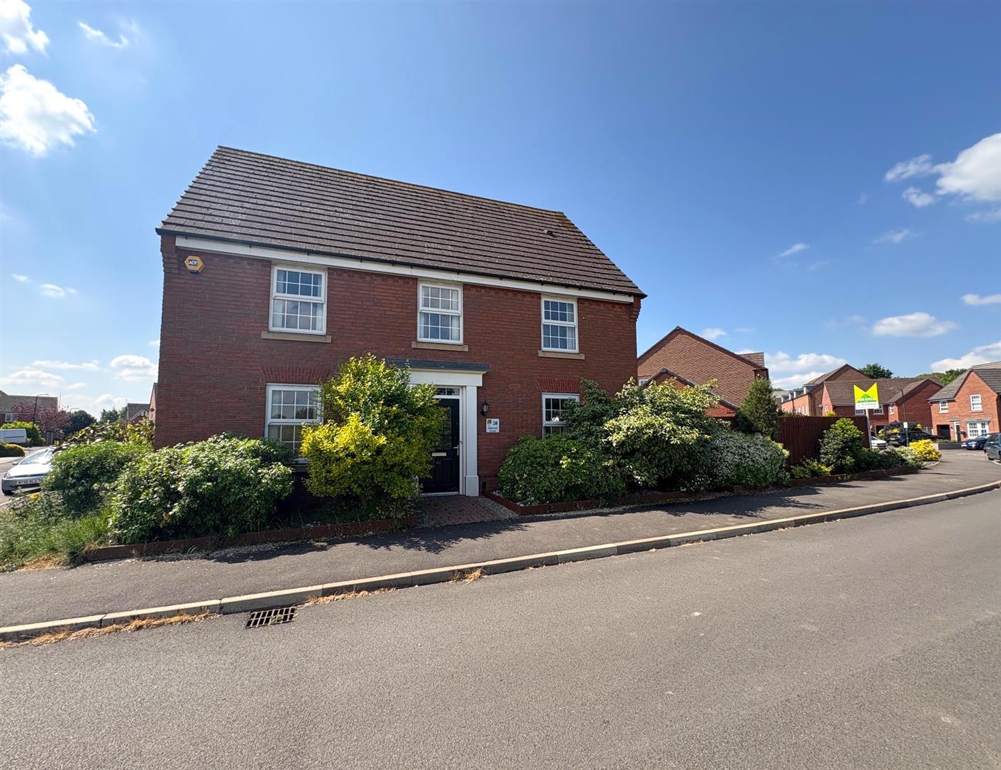 28 Laburnum Grove, Shrewsbury, SY1 2UT For Sale